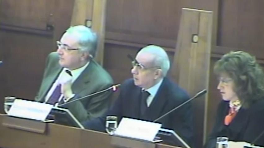 Accordo Ue : nove miliardi per i giovani